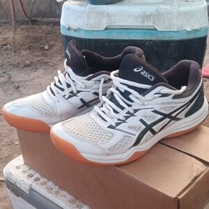 ASICS White and Black Sneakers with Orange Soles
